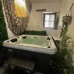 Maison Familiale A 2 Min A Pied De L'institut A Armand Calme Jeux Babyfoot Jacuzzi Proche Σπίτι διακοπών Saint-Laurent-dʼAigouze
